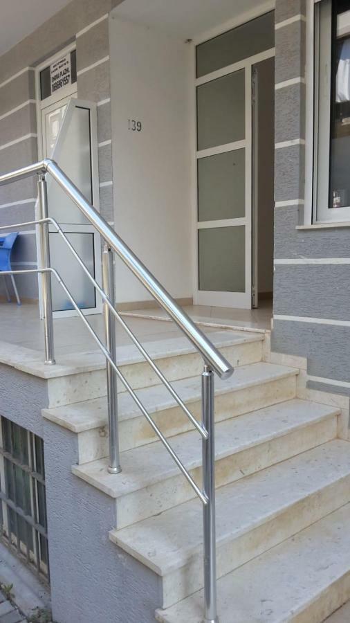 Saranda Apartments Buitenkant foto